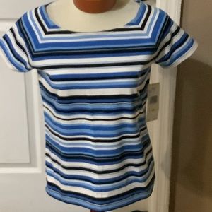 NWT Jones of New York top